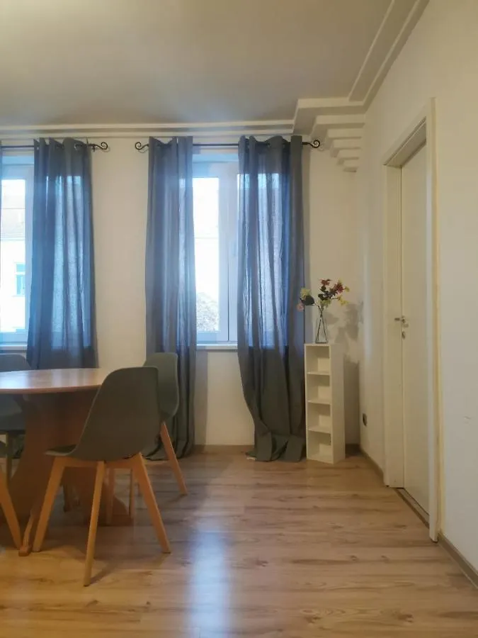 Beautiful, Spacious And Cheap Lägenhet Wien